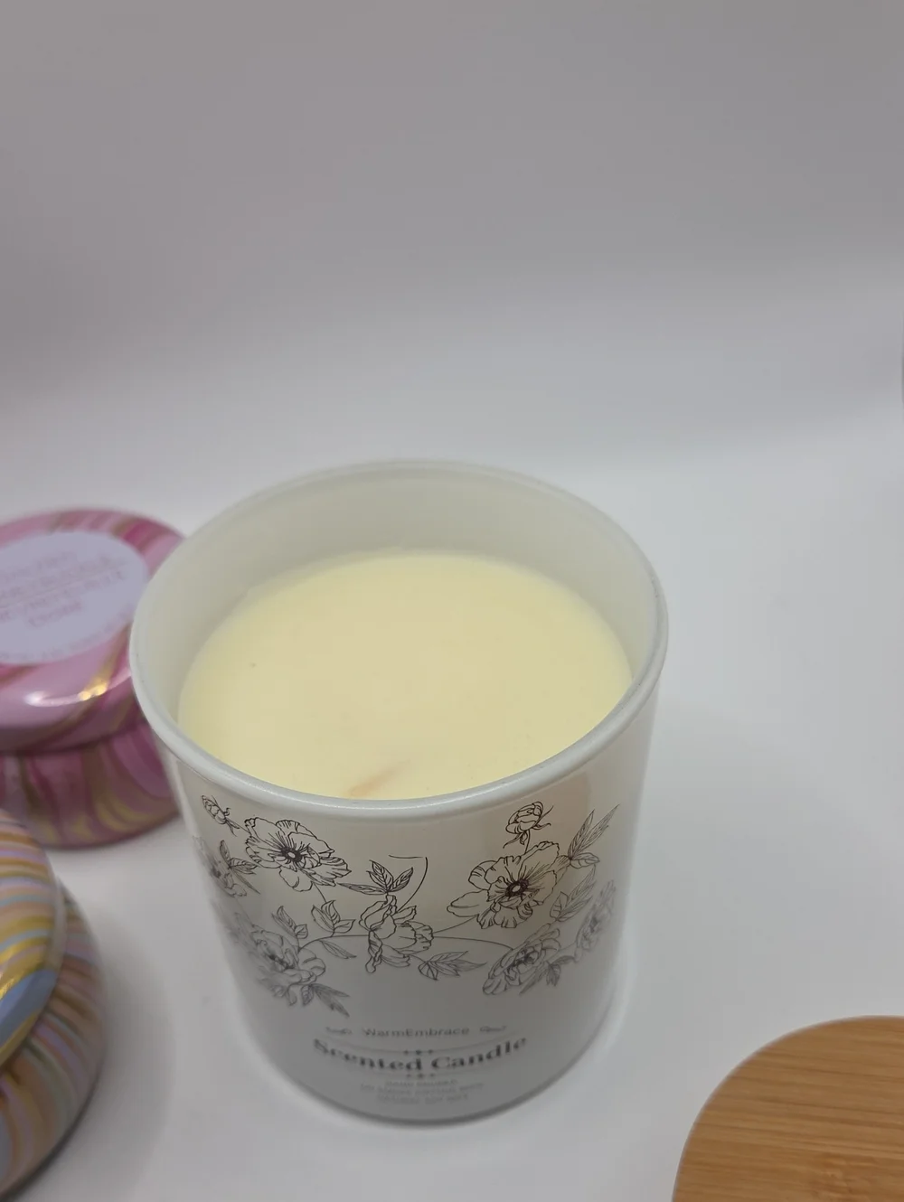 Scented Tin Candle - Multicolor And Soy Candle